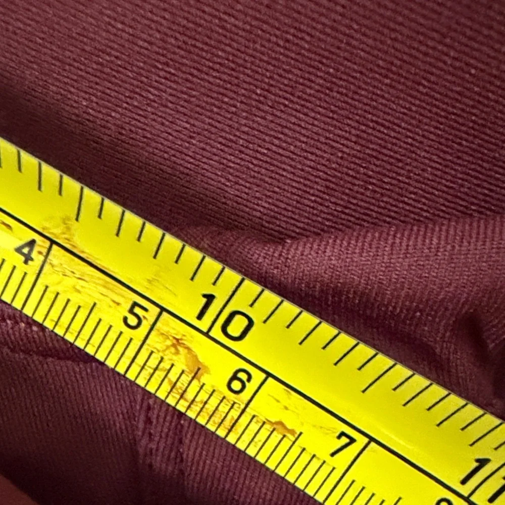 Lululemon Women’s On the Fly Burgundy Straight Leg GATORADE Pant Size 6‎ ACTIVE